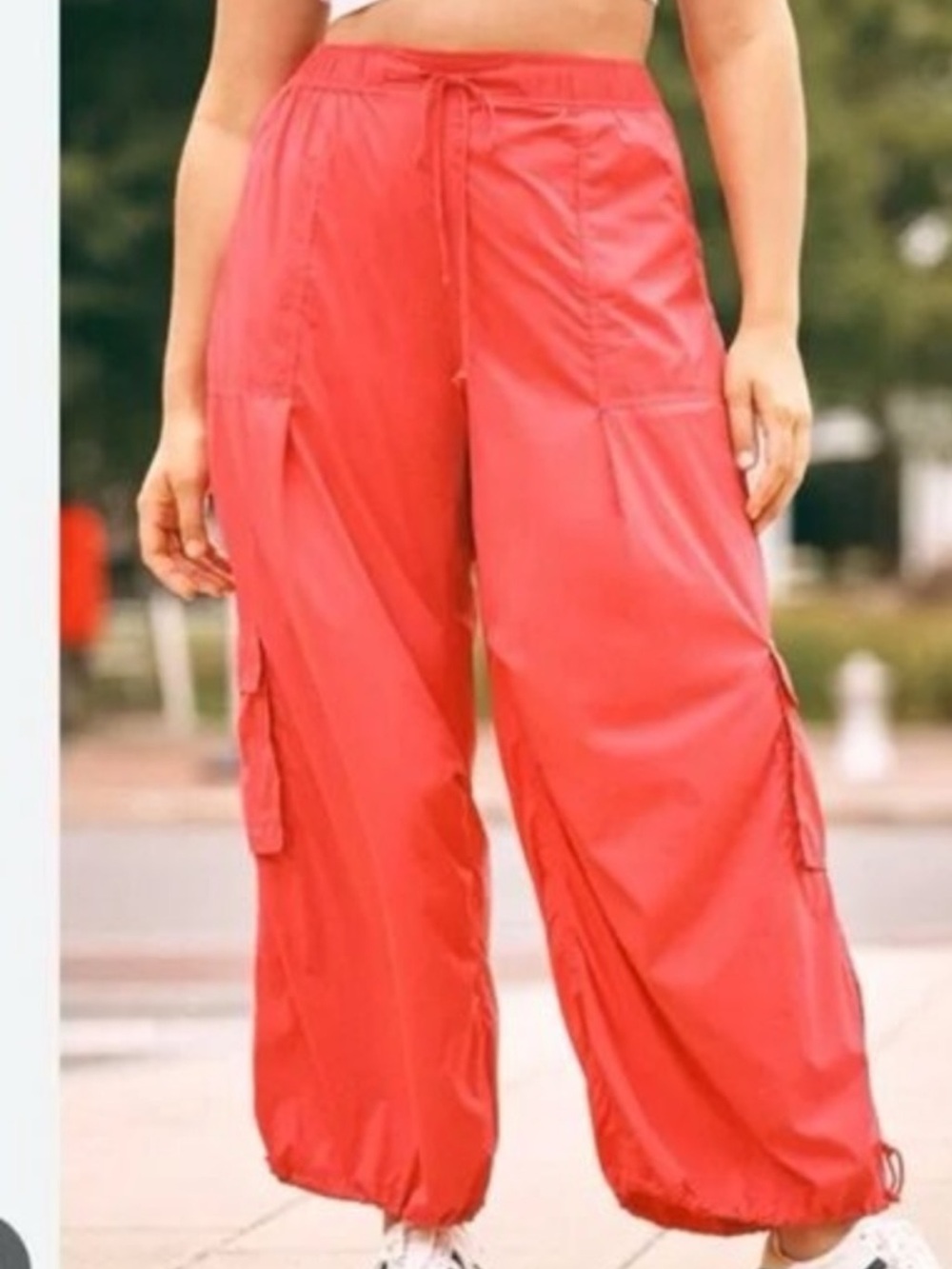 DAILY PRACTICE CORAL CARGO JOGGERS TRACK PANTS NEW WITHOUT TAGS LARGE - Picture 1 of 12